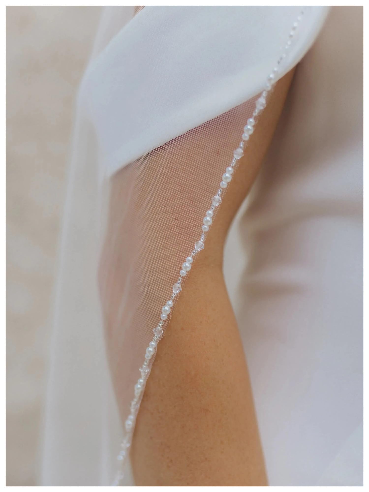 Abito Da Sposa Veli da sposa di cristallo perline 1 livello lunghezza punta delle dita velo matrimonio con bordo trim accessorio capelli tulle morbido pettine velo da sposa