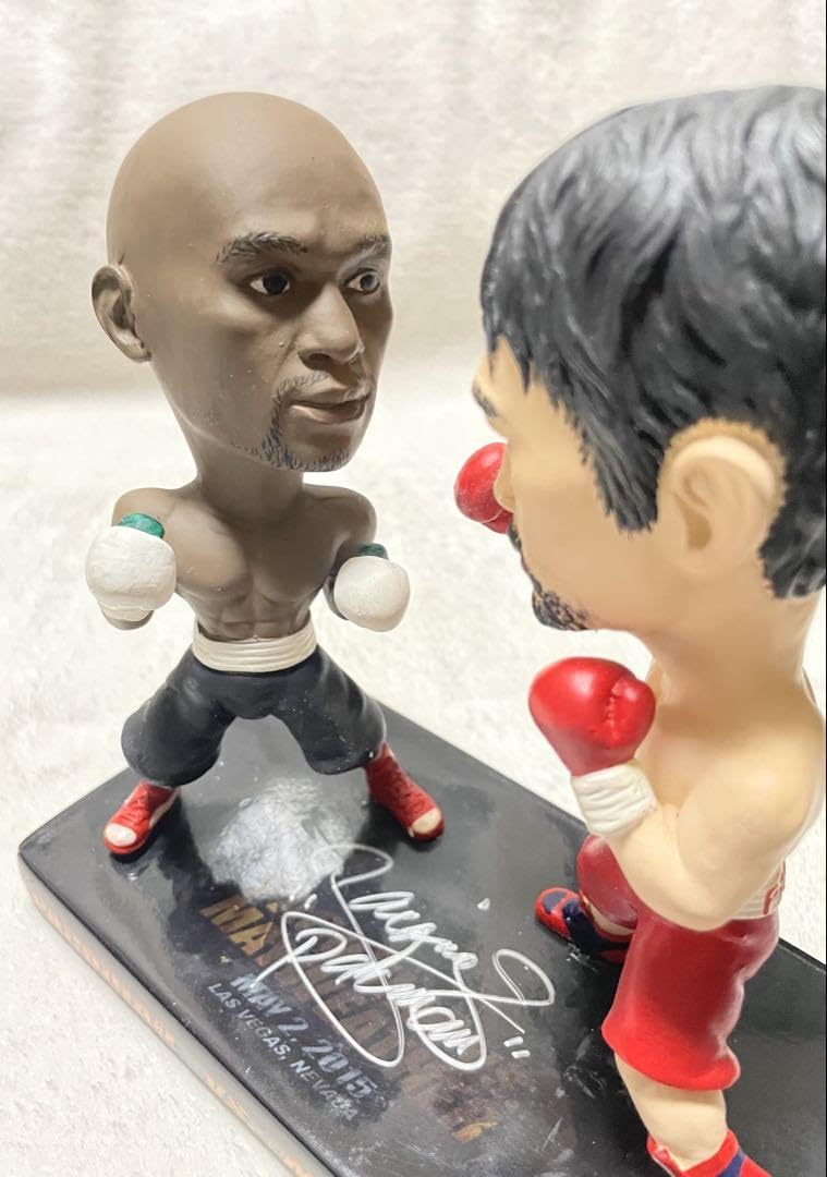 パッキャオVSメイウェザー 世紀の一戦限定フィギュアパッキャオ 直筆サイン限定品 パッキャオVSメイウェザー 世紀の一戦限定フィギュアパッキャオ