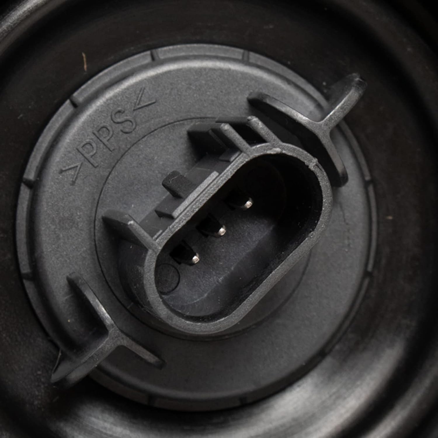 TRQ Passenger Side Headlight Assembly Compatible with 2008-2014 Ford E150 E250 2008-2017 E350 Super Duty 2008-2019 E450 Super Duty 2016-2021 F650 F750 With Aero Style Headlight FO2503249