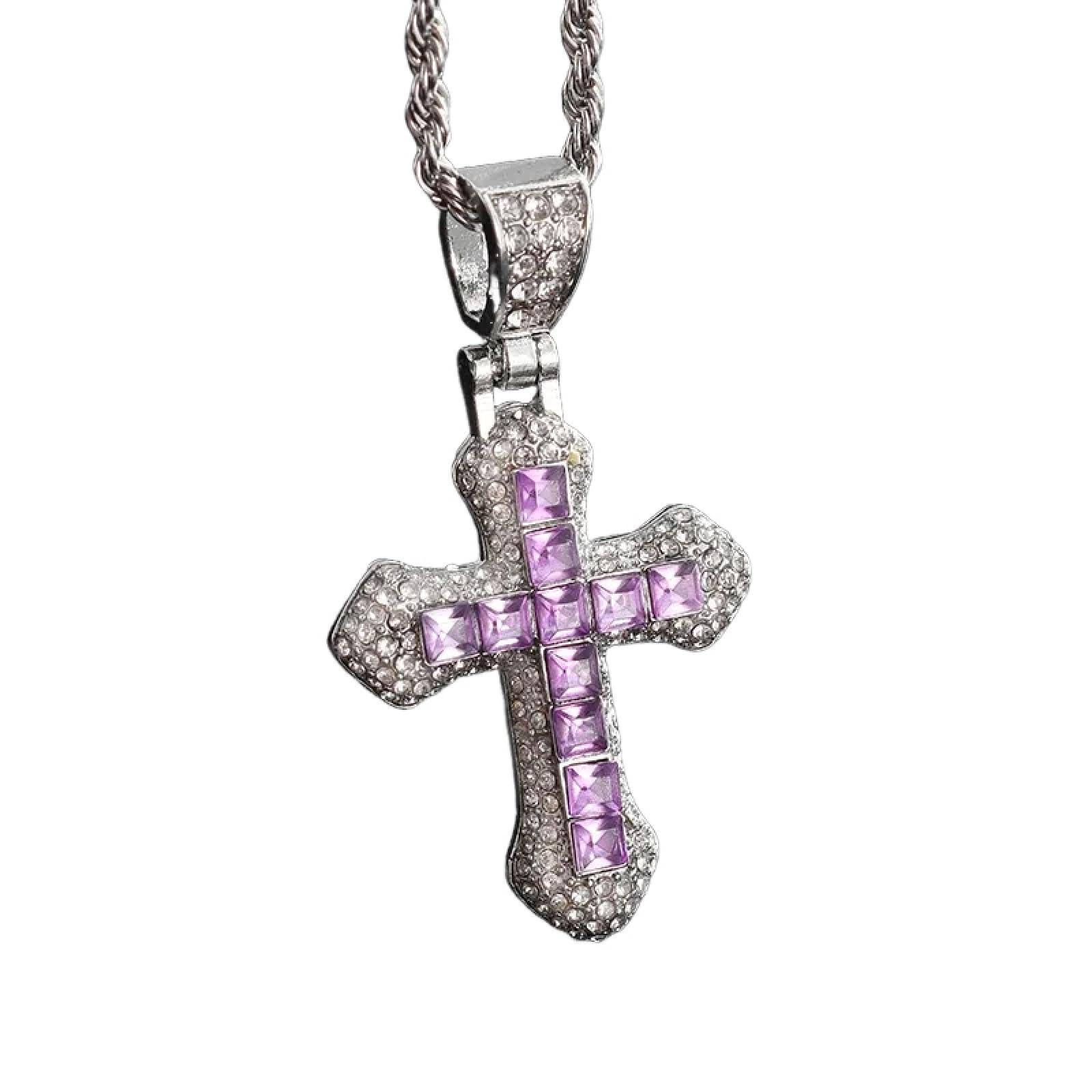 Collier croix violette TABOJS : sublimez votre tenue de soirée avec ce bijou en strass
