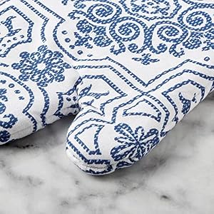 Martha Stewart Printed Oven Mitt Set, 7"x13", Strie Medallion Martha Stewart Printed Oven Mitt Set 7×13 Strie Medallion