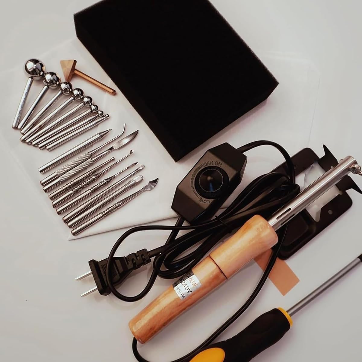 Electric Fabric Flower Maker,Artificial Flower Ironing Machine,DIY Floral Leaf Ironing Tool with 18 Ironing Heads,Adjustable Temperature,Fake Flower Making Petal Modeling Tools Set