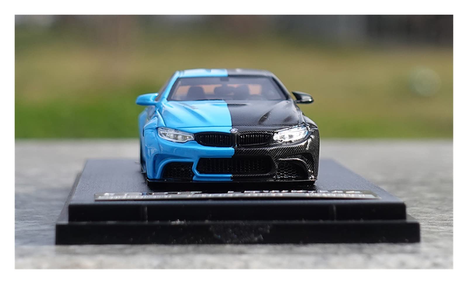 Scale Finished Model Car 1/64 for BMW M4 Resin Simulation Sports