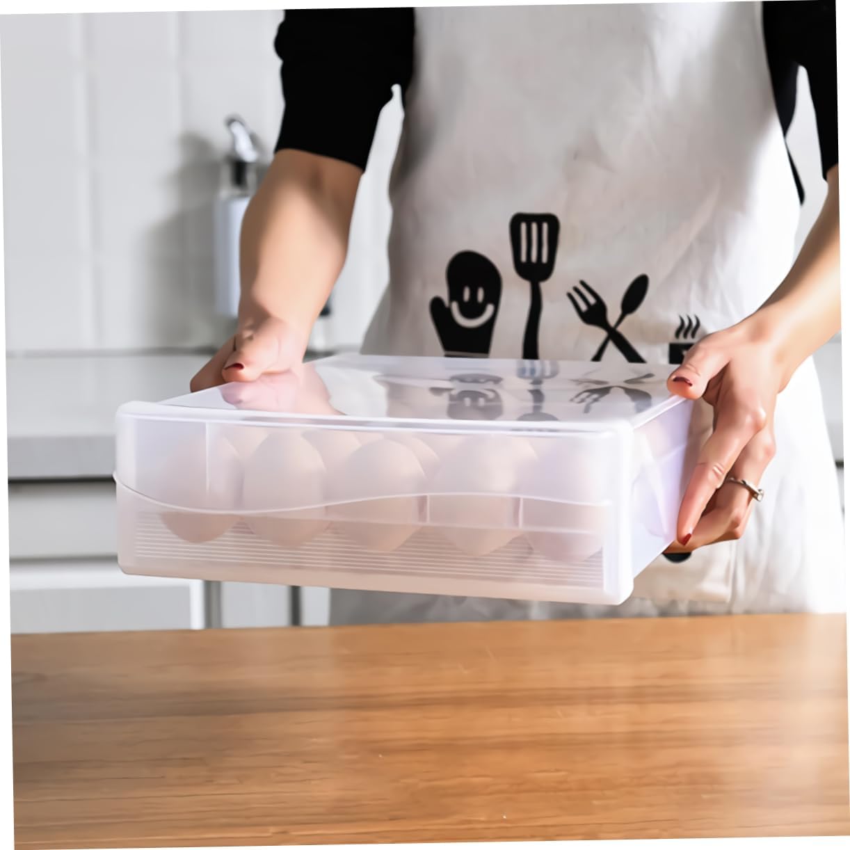 1Pc Plastic Egg Tray Transparent Refrigerator Storage Box for Eggs Stackable Container with Practical Design for Organizing Fridge and Food Prep