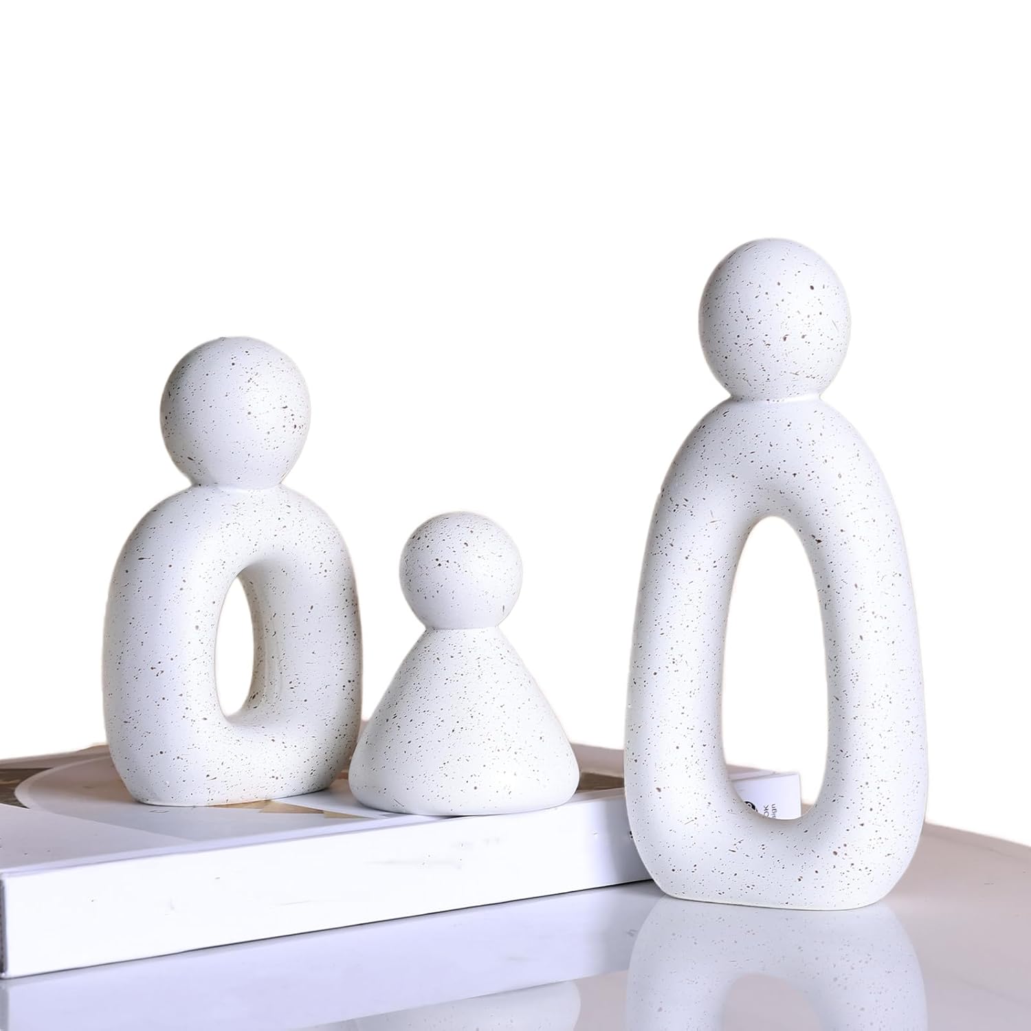 SHENGTIAN 3-Piece Abstract Family of 3 Figurines Home Decor Living Room TV Stand Decor Book Shelf Decor Knick