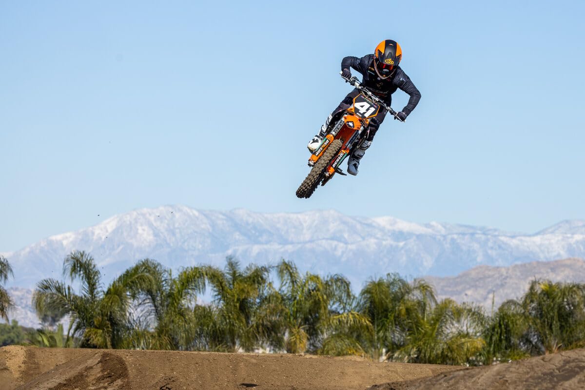 Shot Race Gear Aerolite, maglia da uomo a maniche lunghe, iperventilata, MX/MTB – perfetta per le corse di motocross e mountain bike, con inserti in rete multipli per una ventilazione ottimale durante