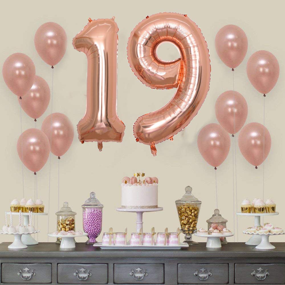 Set Decorazioni Compleanno 19 Anni Oro, Con Palloncini Numero 19, Cuori, Striscione E Cake Topper