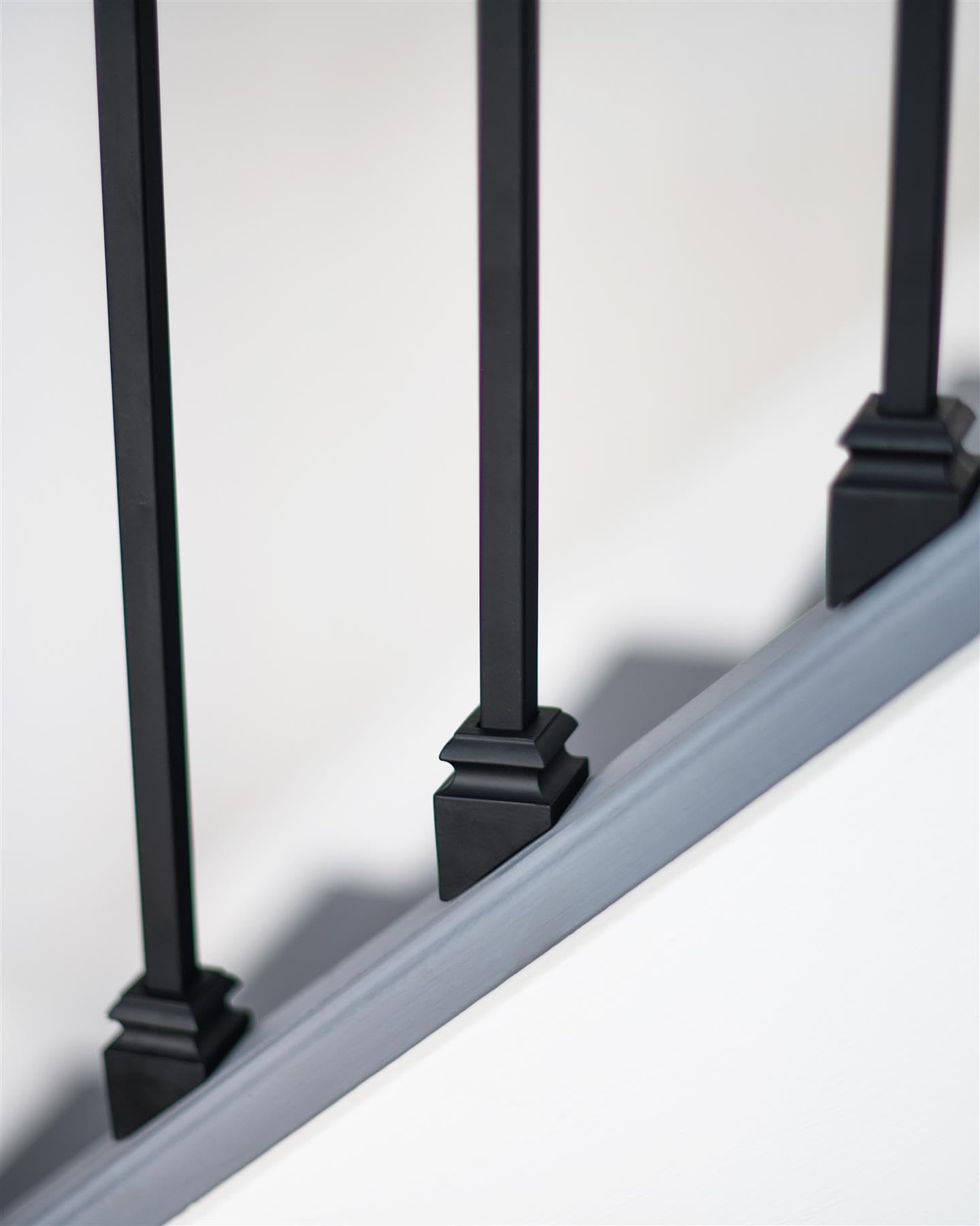 Steel 'Acton' Double Notch Stair Spindle with Fixed Rake Brackets