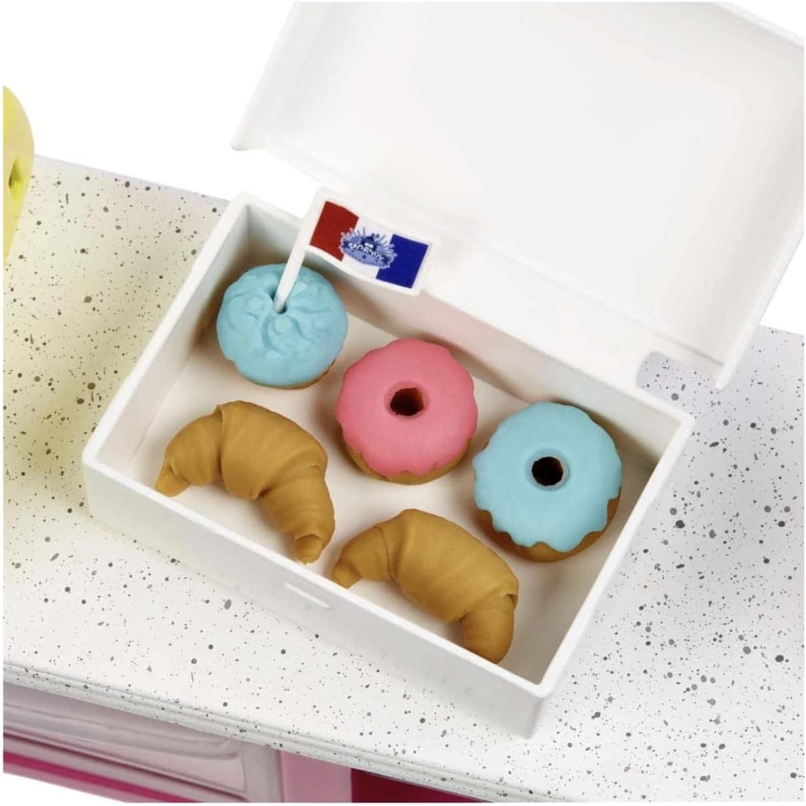 Barbie It Takes Two Baking Set with Malibu Doll and 18 Accessories Including Modelling Dough 3 Colours and Moulds, Children's Toy, from 3 Years, HJY19