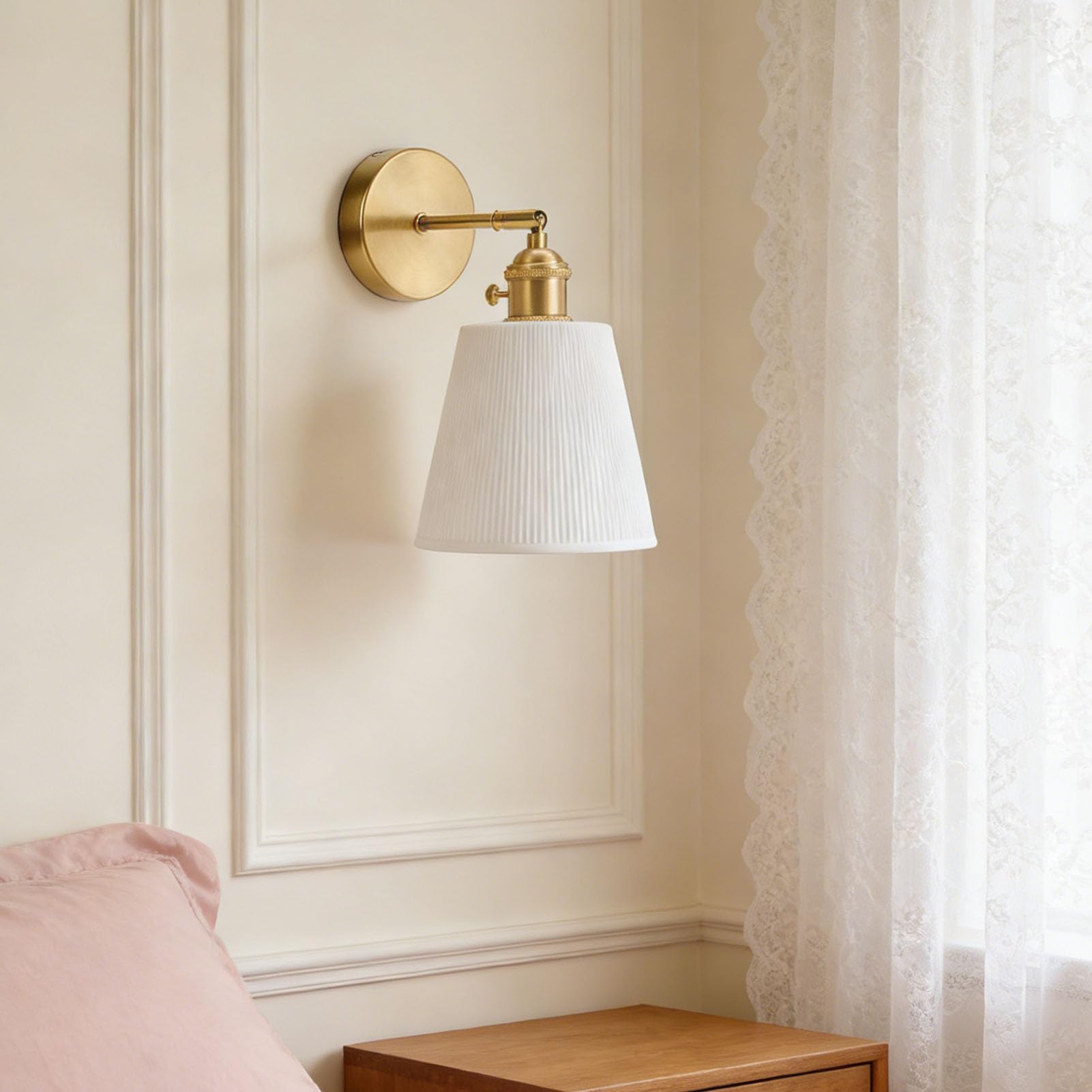 Lampada da Parete Moderna in Ottone Dorato con Paralume in Ceramica 5,7x5,1 Pollici per Bagno, Camera da Letto, Soggiorno, per Proprietari di Casa