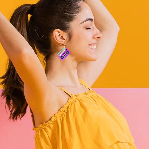 Miniatura 3 de Aretes de los años 70, 80 y 90 para mujer, aretes retro de cinta de cassette acrílica, aretes colgantes para Halloween, cosplay, fiesta brillante,