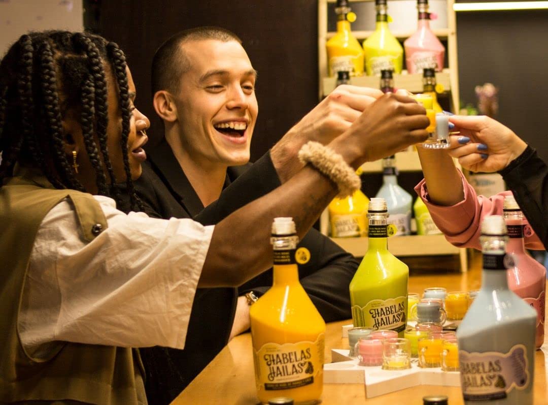 CAVAS HILL Licor de crema de nube de lima limón x6