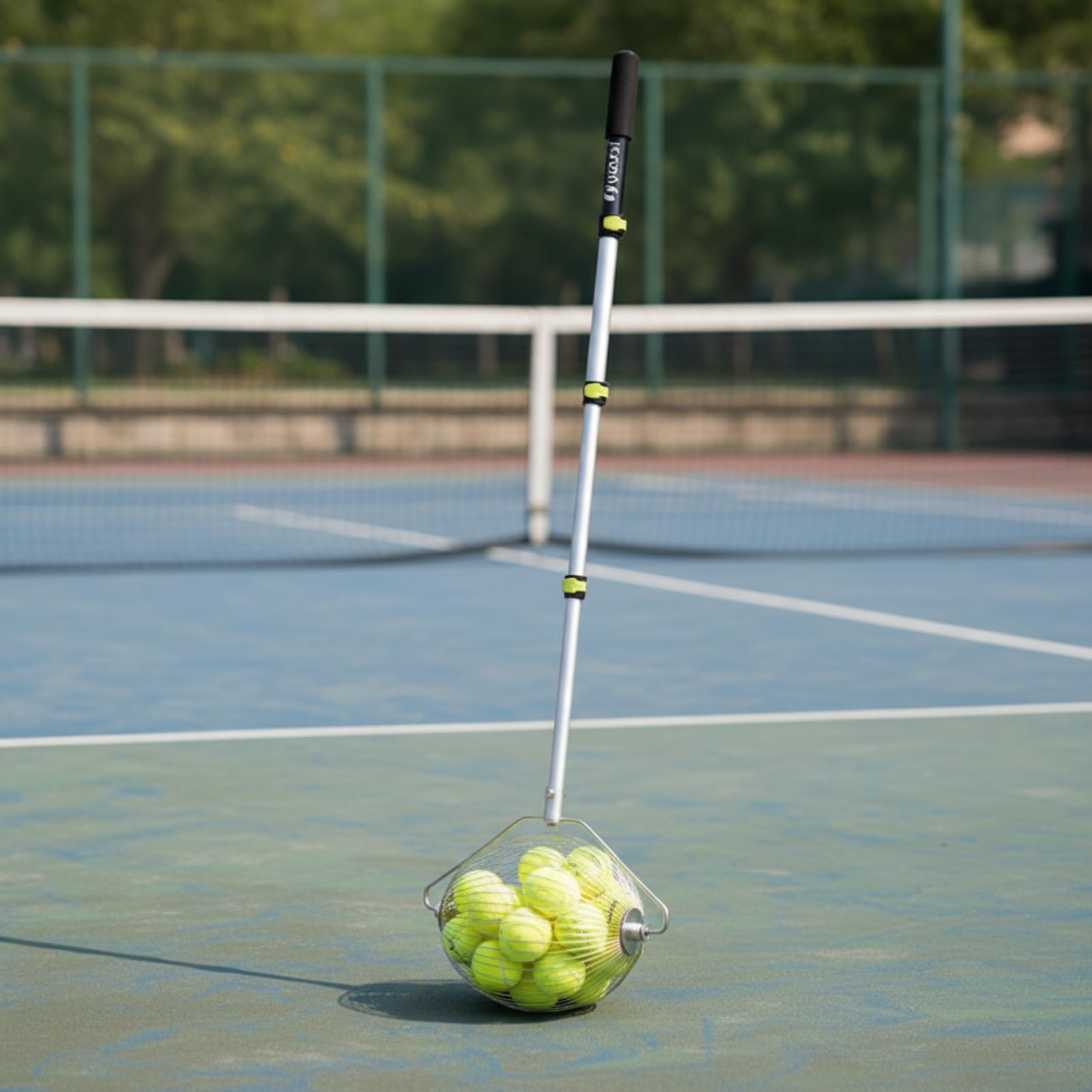 Raccoglitore di Palline da Tennis Ergonomico Tubo Raccoglipalline con Contenitore Pratico Attrezzo
