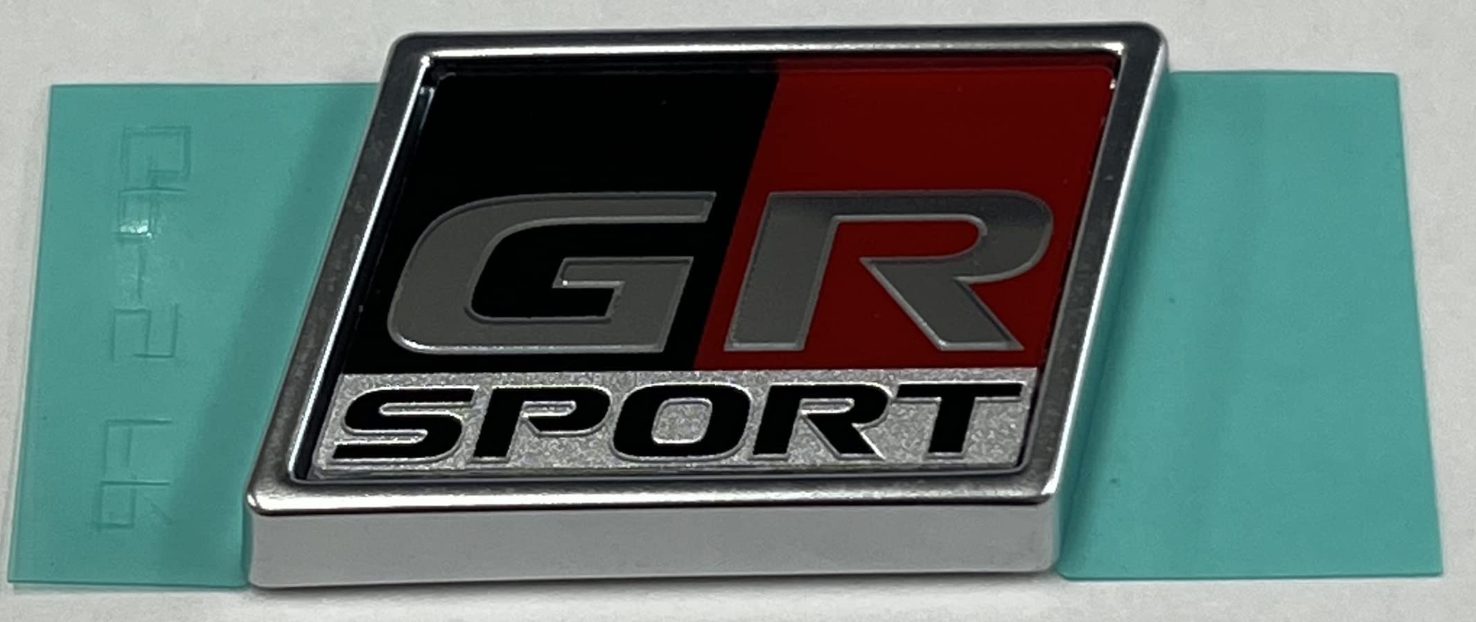 ラブスページ❤️ Amazon | TOYOTA (トヨタ) 純正部品 エンブレム GR/ガズーレーシング