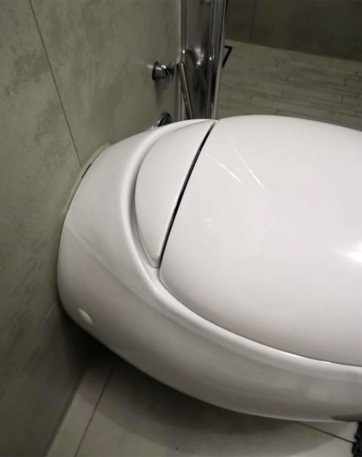 Kado Lux Thin Soft Close Quick Release Toilet Seat White From