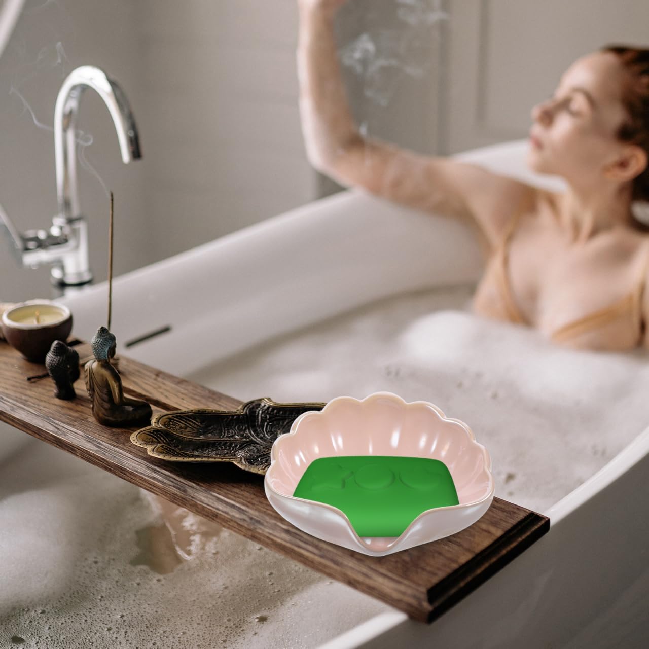 Shell-Shaped Ceramic Soap Dish with Self-Draining Feature Decorative Bathroom and Kitchen Bar Soap Holder 5.43X3.93X2.75 Inch