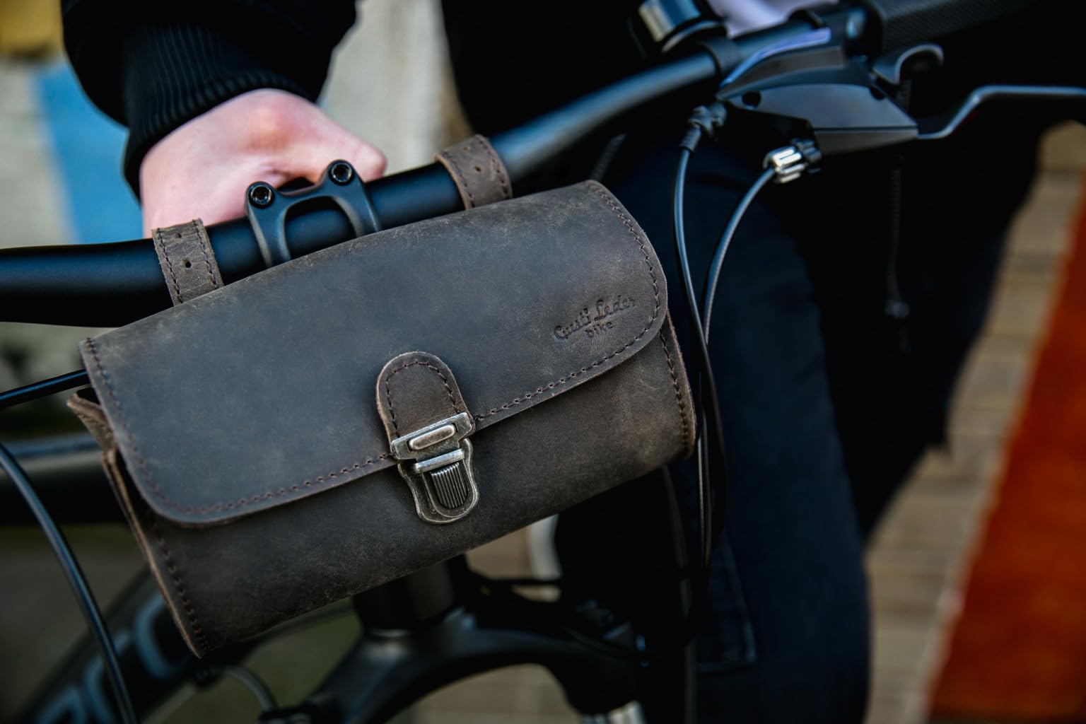 Gusti Sacoche Cuir Homme - Wolfgang L. Accessoires Velo Outils Trousse Cuir Trousse a Outils Sacoche Selle Velo (Noyer)