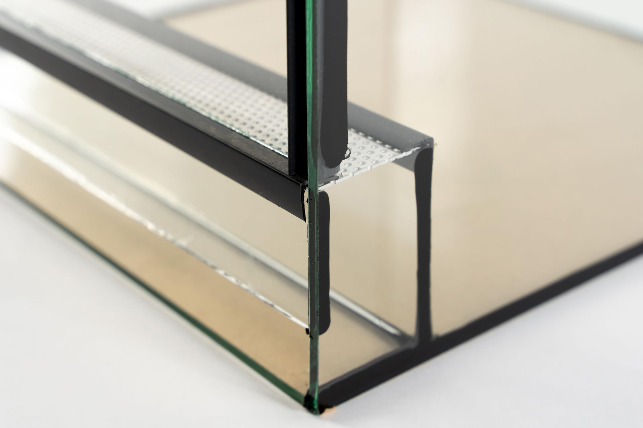 Glasterrarium 30x30x30 cm mit Fallscheibe
