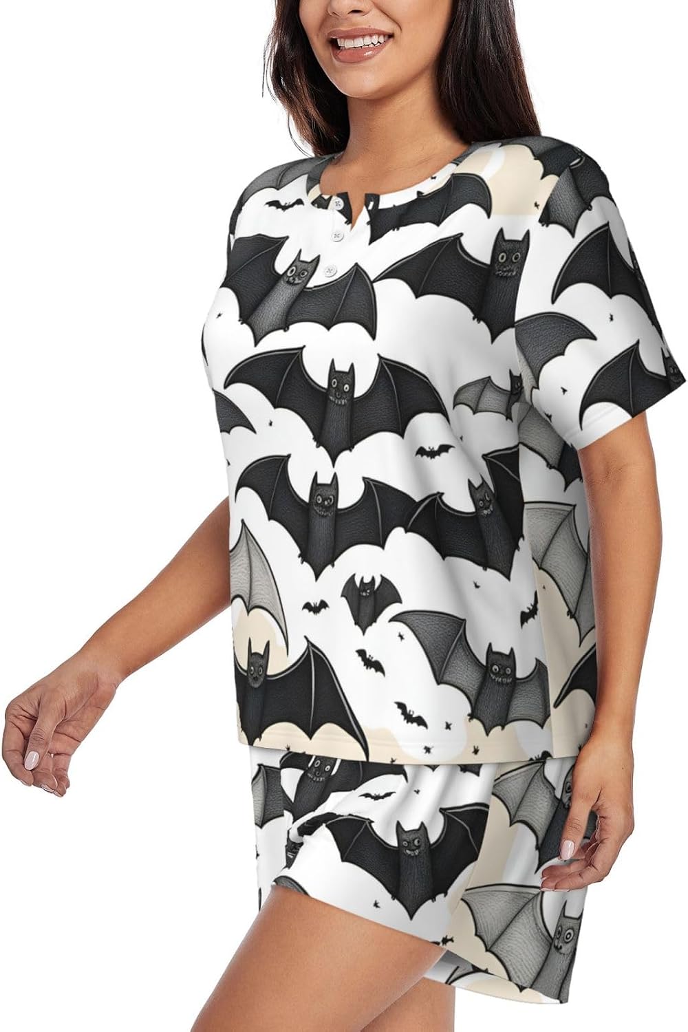 Halloween Flying Bats Print Short Sleeve Pajama Set,Soft Comfy Pjs For Women,Perfect For Sleep And Loungewear