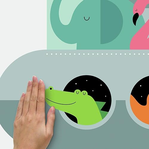 Miniatura 4 de RoomMates RMK4116GM Andy Westface Animal Underwater Expedition - Calcomanías de pared gigantes para despegar y pegar