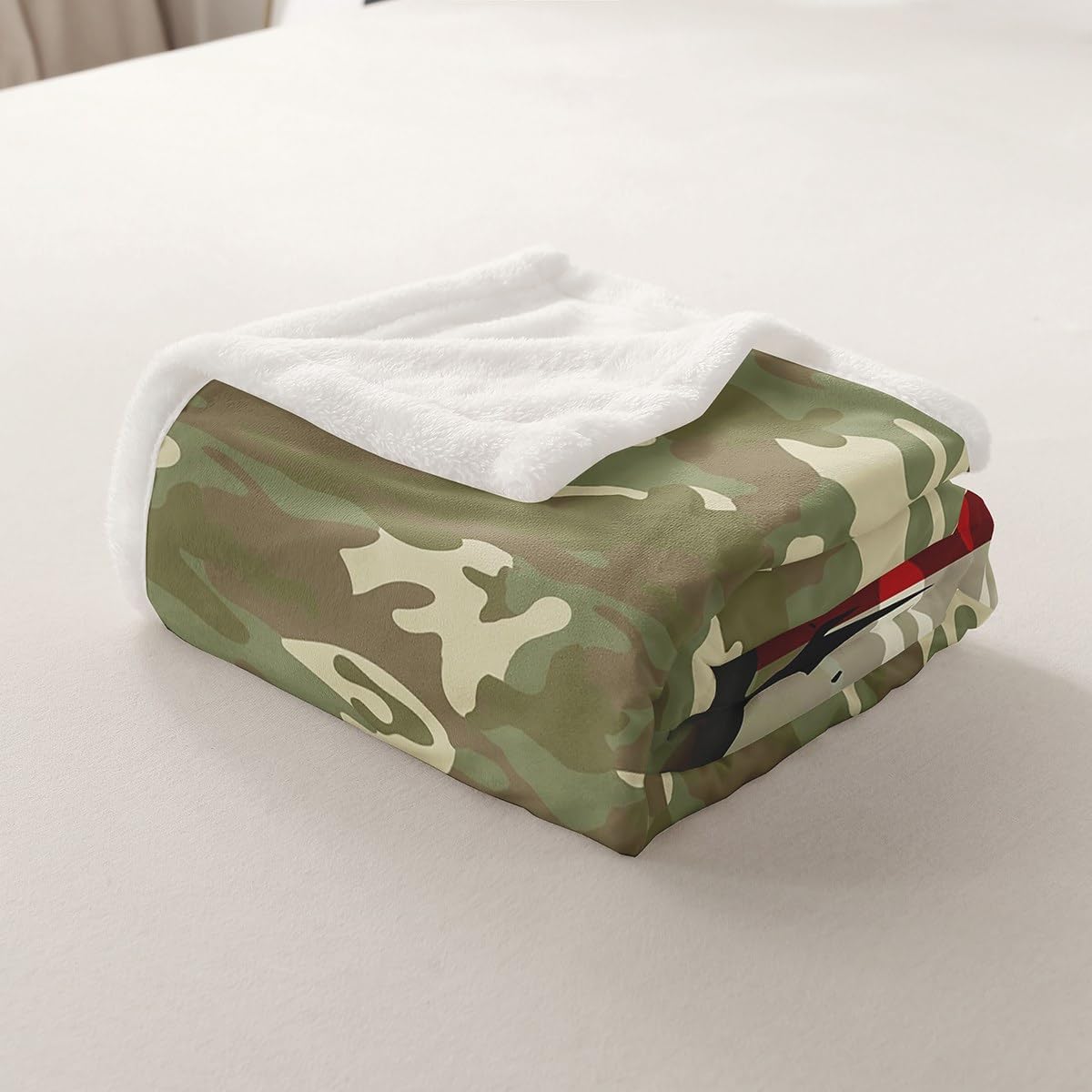 Feelyou American Flag Camo Fleece Throw Blanket Twin 60"x80" 4th of July Patriotic Camouflage Plush Sherpa Blanket Fuzzy for Boys Girls Men Green Military Army Print for Bed Couch Chair Living Room