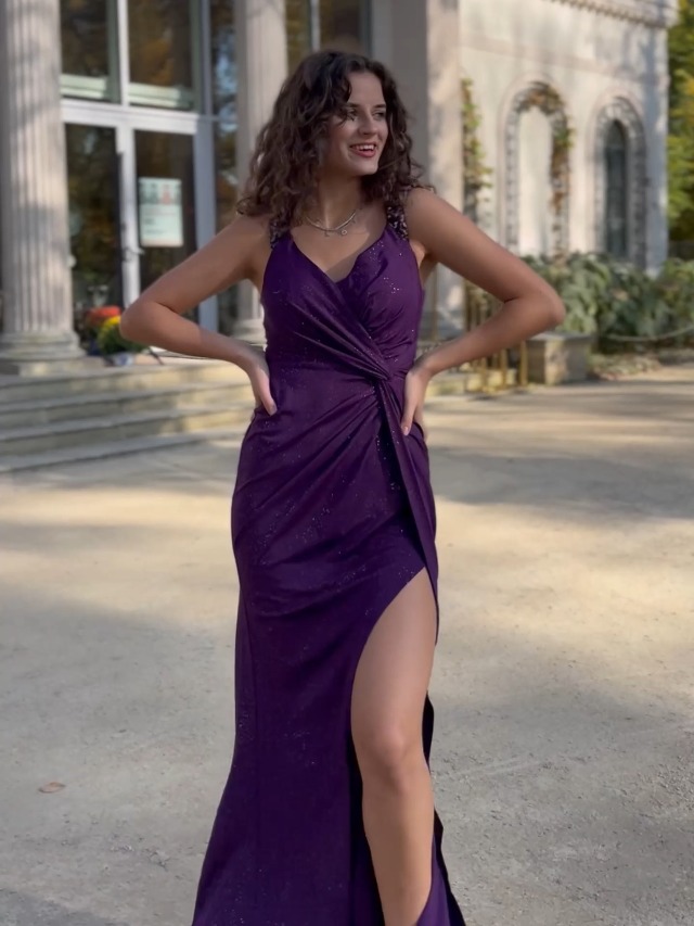 Amazon.com: Ever-Pretty Women's Formal Dresses V Neck Glitter High Slit  Ball Gown Shoulder Strap Evening Gowns Wedding Guest Dress Black US2 :  Clothing, Shoes & Jewelry