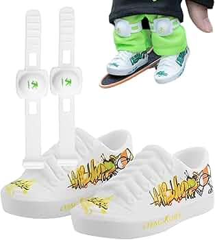 スニーカー　フィギュア　ミニチュア　マスコット　靴　シューズ 614BHC92viL._AC_UF350,