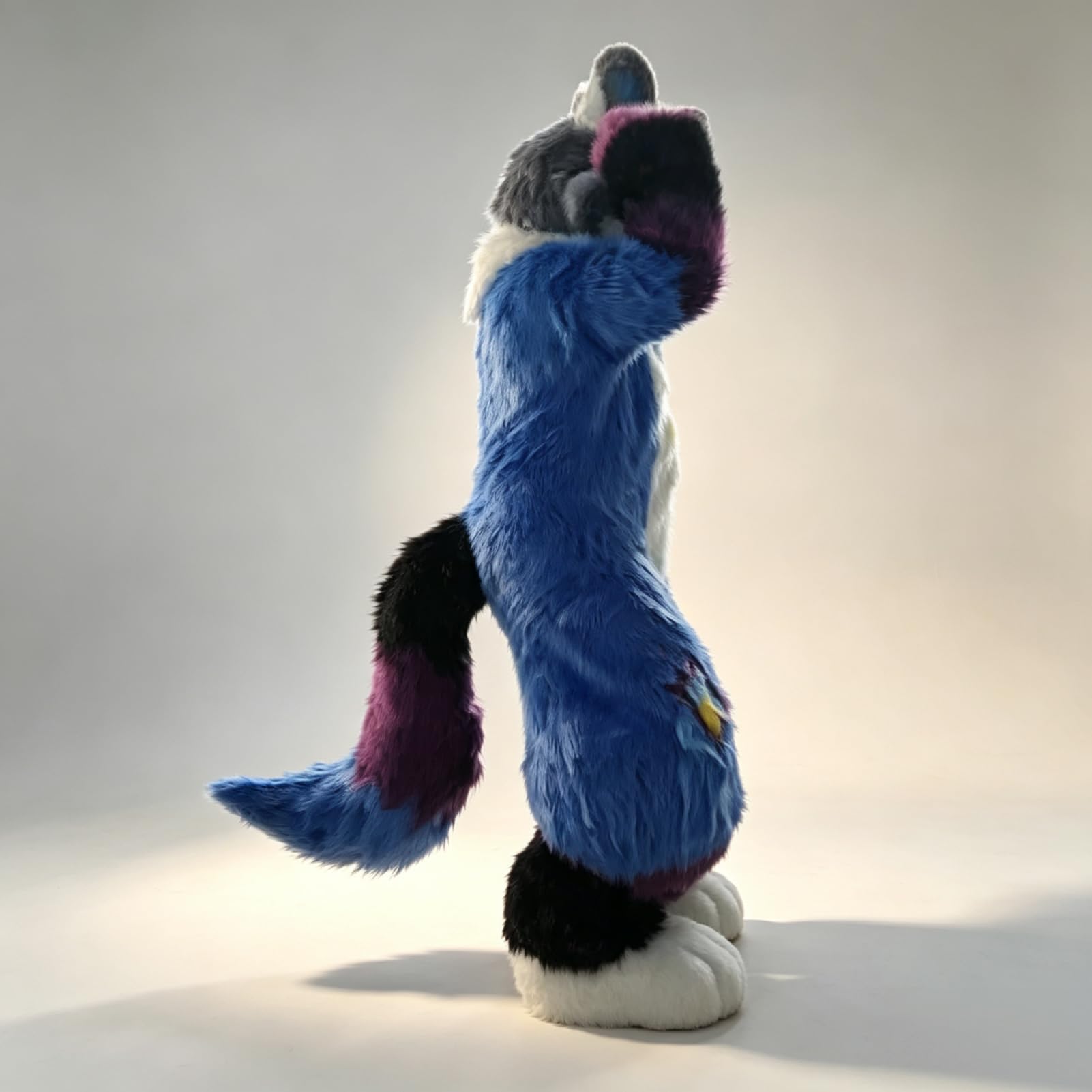 Furry Fursuit pełny kostium maskotki realistyczny strój cosplay | Dostępny w wielu kolorach z możliwością dostosowania rozmiarów. Idealny na imprezy, karnawały, pokazy cosplay i spotkania fur