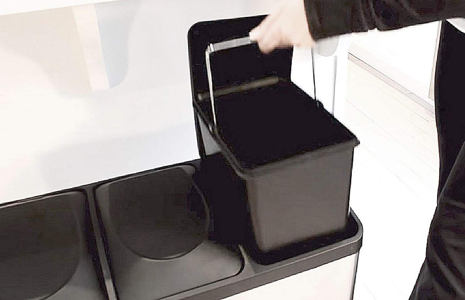 Triple Compartment Trash Can, Modern Design Home Office Trash Can Smell