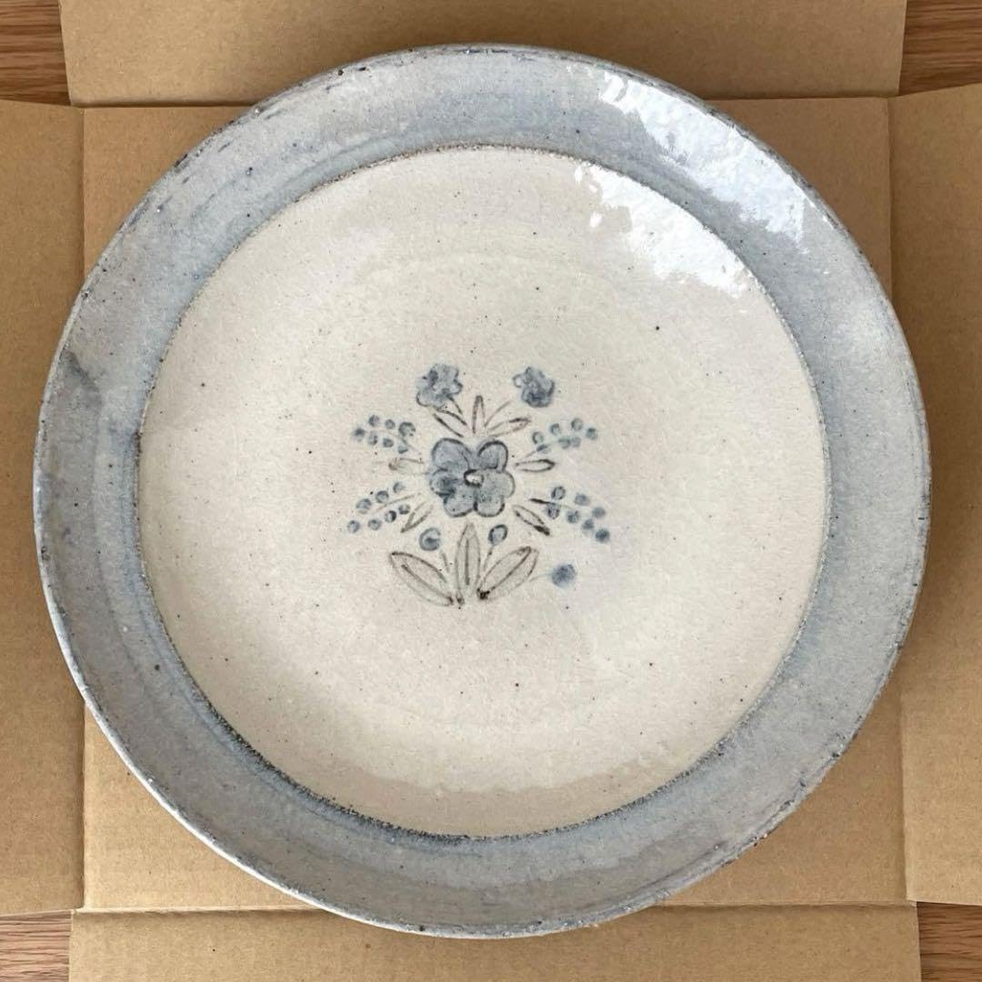 Amazon.co.jp: 東屋 伊賀石本花絵皿 秋の束 和食器 Scope 箱付き