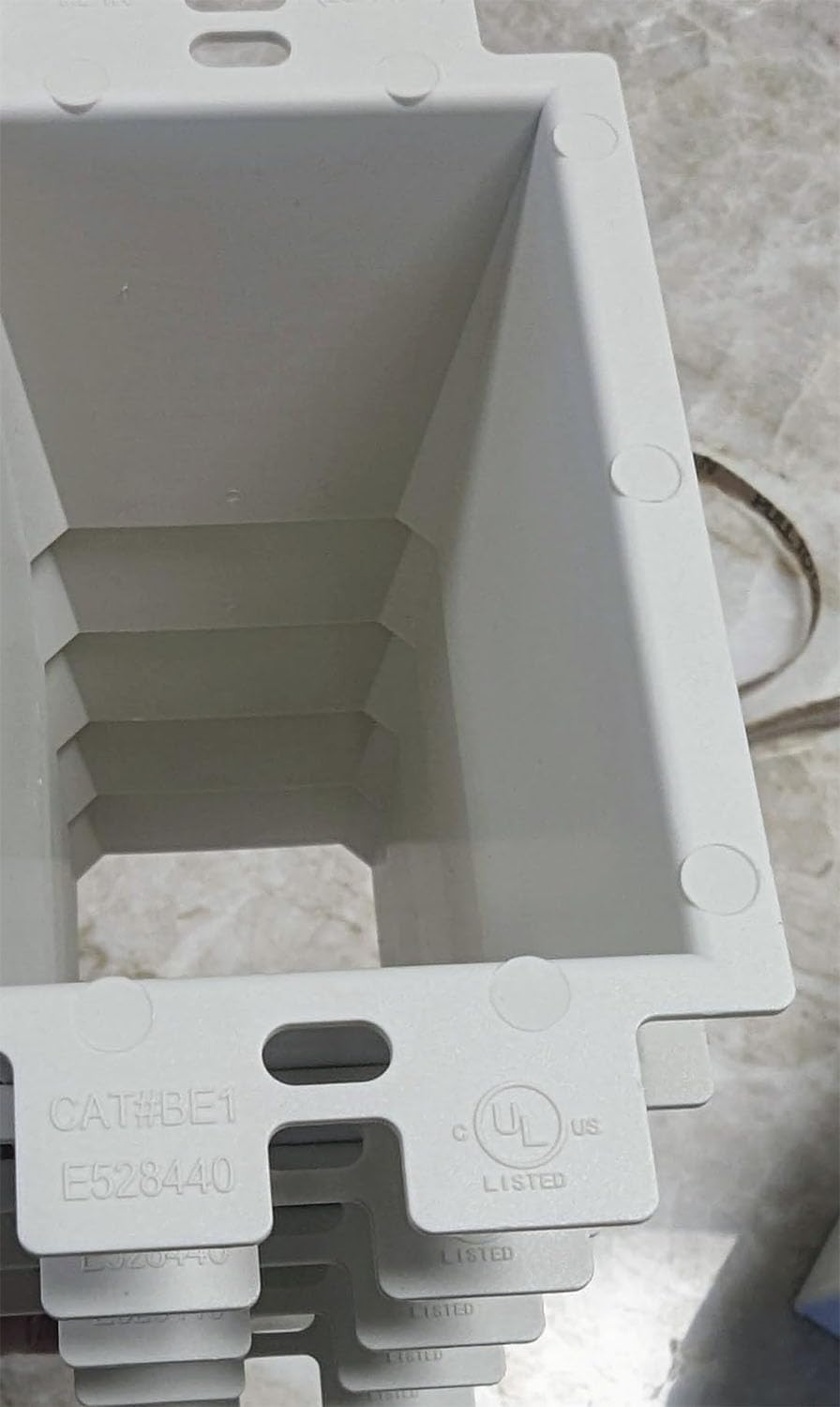 iMBAPrice IMBA-BE2-5 - Extensor de caja de toma de corriente eléctrica no metálica de 2 bandas para accesorios de receptáculos de interruptor de alimentación, paquete de 5