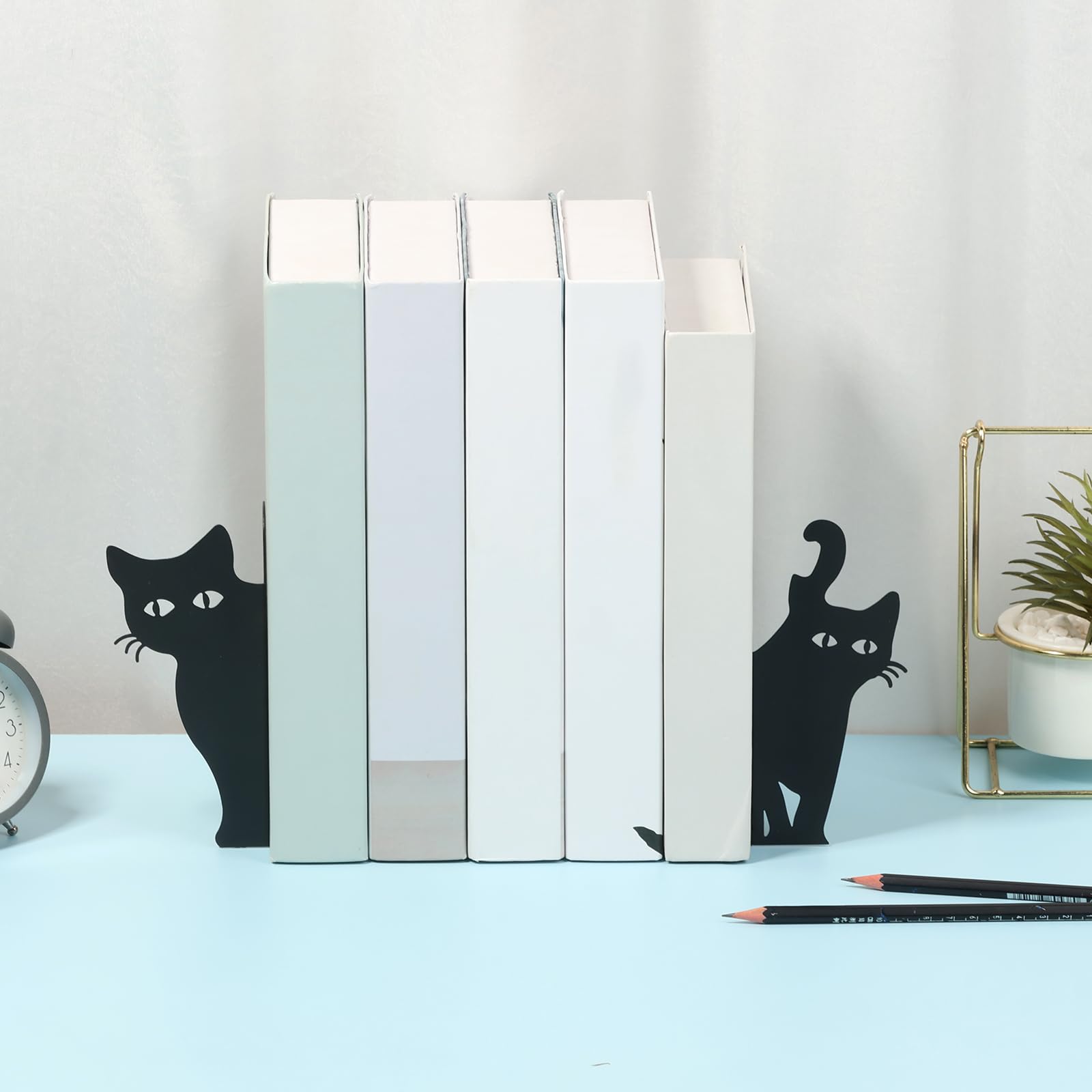 Bpyhebe Women's B 2Pcs Cat Metal Ookends, Cute Cat Ook Ends For Shelves, Practical Creative Ookshelf Decoration For Home Office Desk, Files Magazines Holder, Ookworms Cat Lover Gifts For (B)