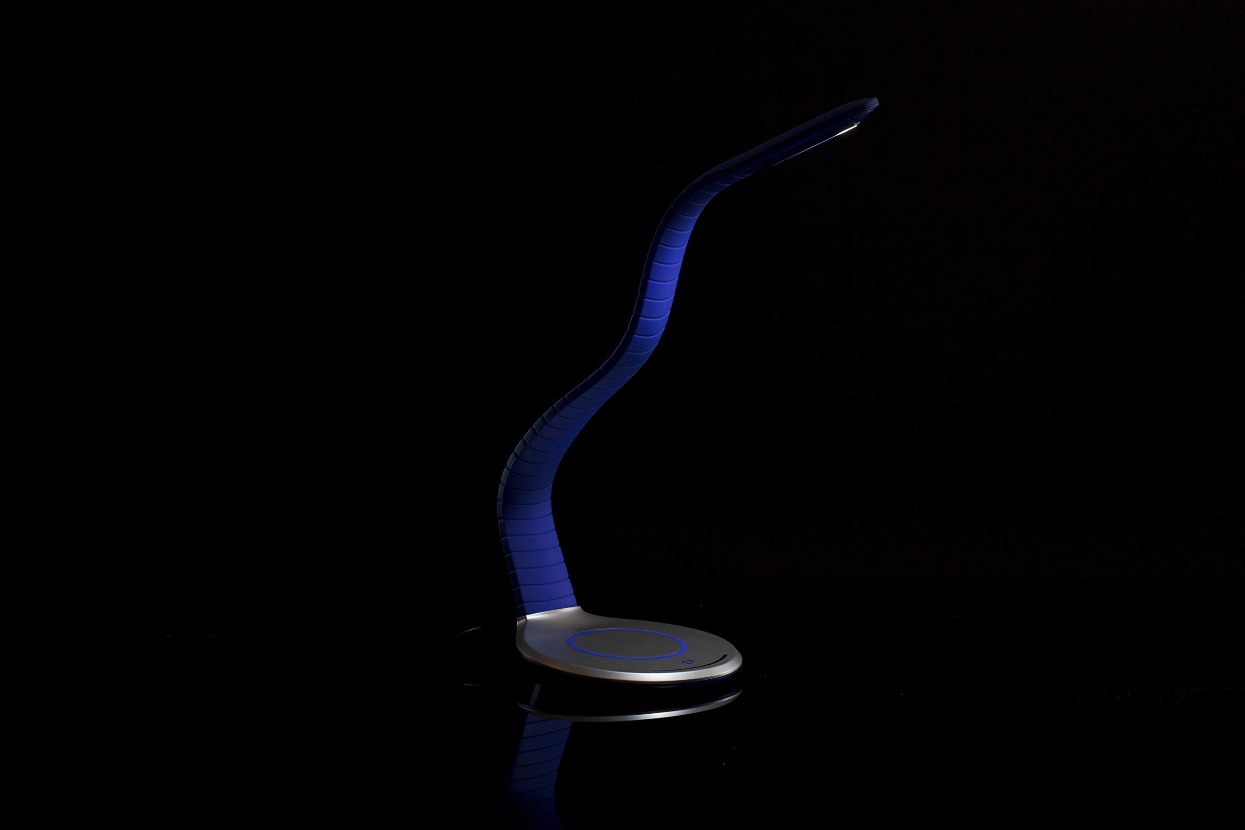 Trae Luni LED Leselampe. Schreibtischlampe. Soft-Touch-Oberfläche. Designlampe. Designerlampe. Mit integrierter Wireless-Ladefläche für Smartphones. Individuell biegbarer Lampenhals. Rot