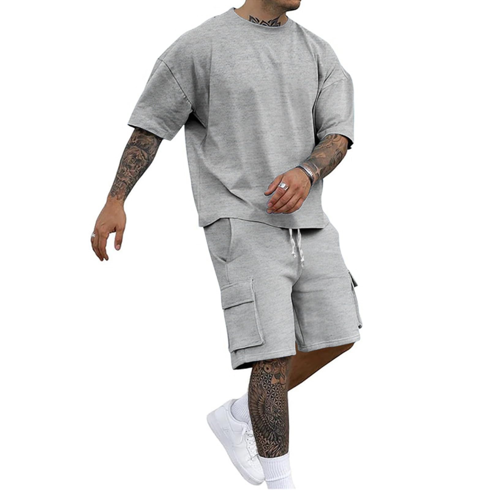 Conjunto de ropa de verano para hombre, camiseta de gran tamaño y pantalones cortos tipo cargo, traje deportivo casual de 2 piezas — view 2