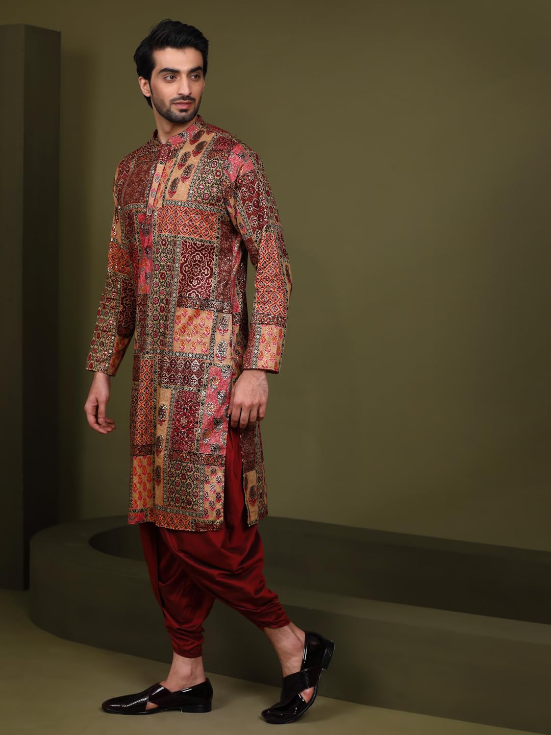 Kisah Men Maroon Kurta, Cotton, Full Sleaves, Knee Length, Straight, Regular Fit, Mandarin Collar Ethnic Wear-40