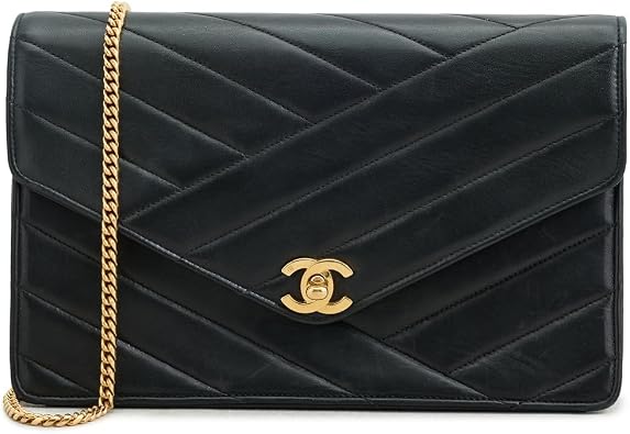 Womens Pre-Loved Chanel Lambskin Shoulder Bag