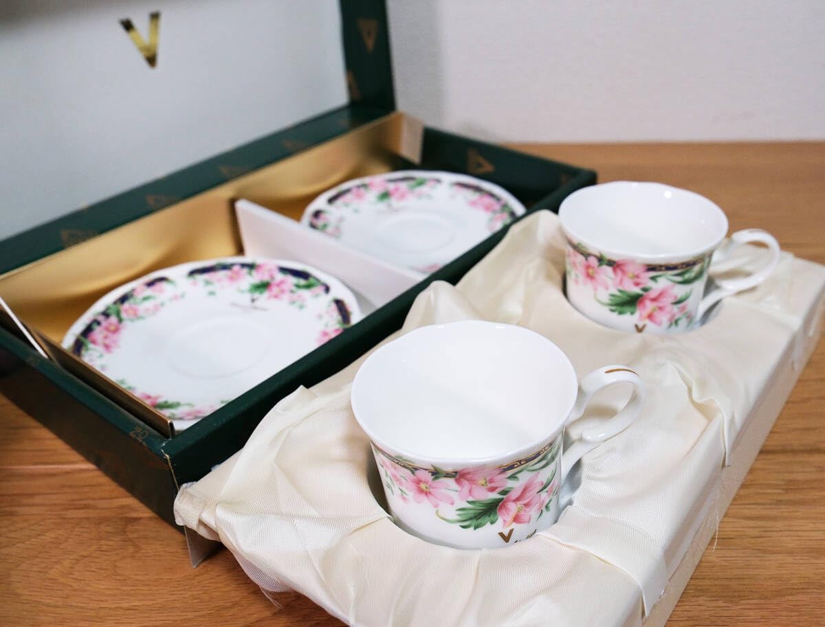 Amazon.co.jp: Giovanni Valentino ジョバンニ バレンチノ 花柄 カップ  