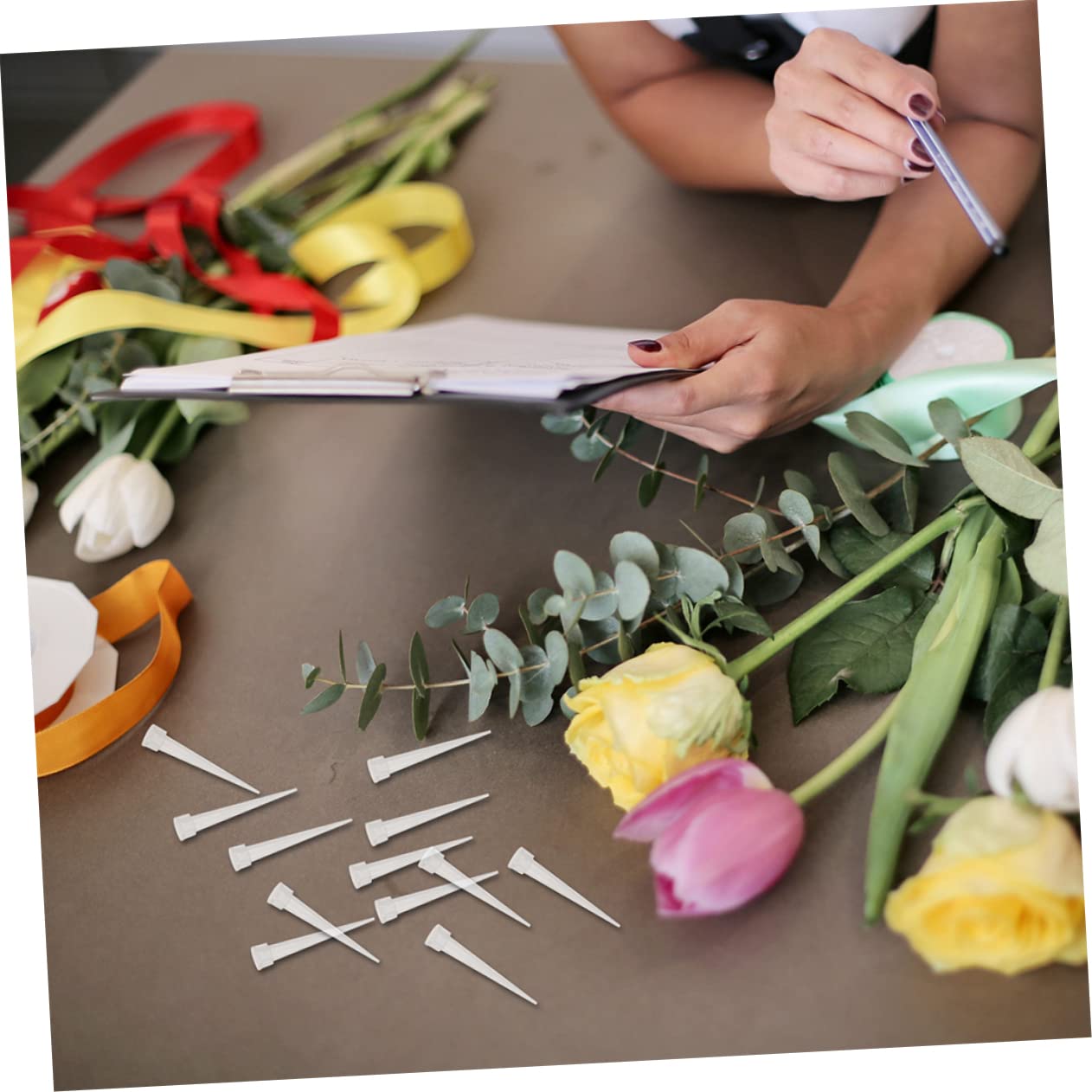 BESPORTBLE Floral Water Tubes Pick 50pcs Flower Stems Tube Holder for Flower Arrangement Fresh Flower Tube Flower Mud Tube Holder Wedding Bouquet Accessory