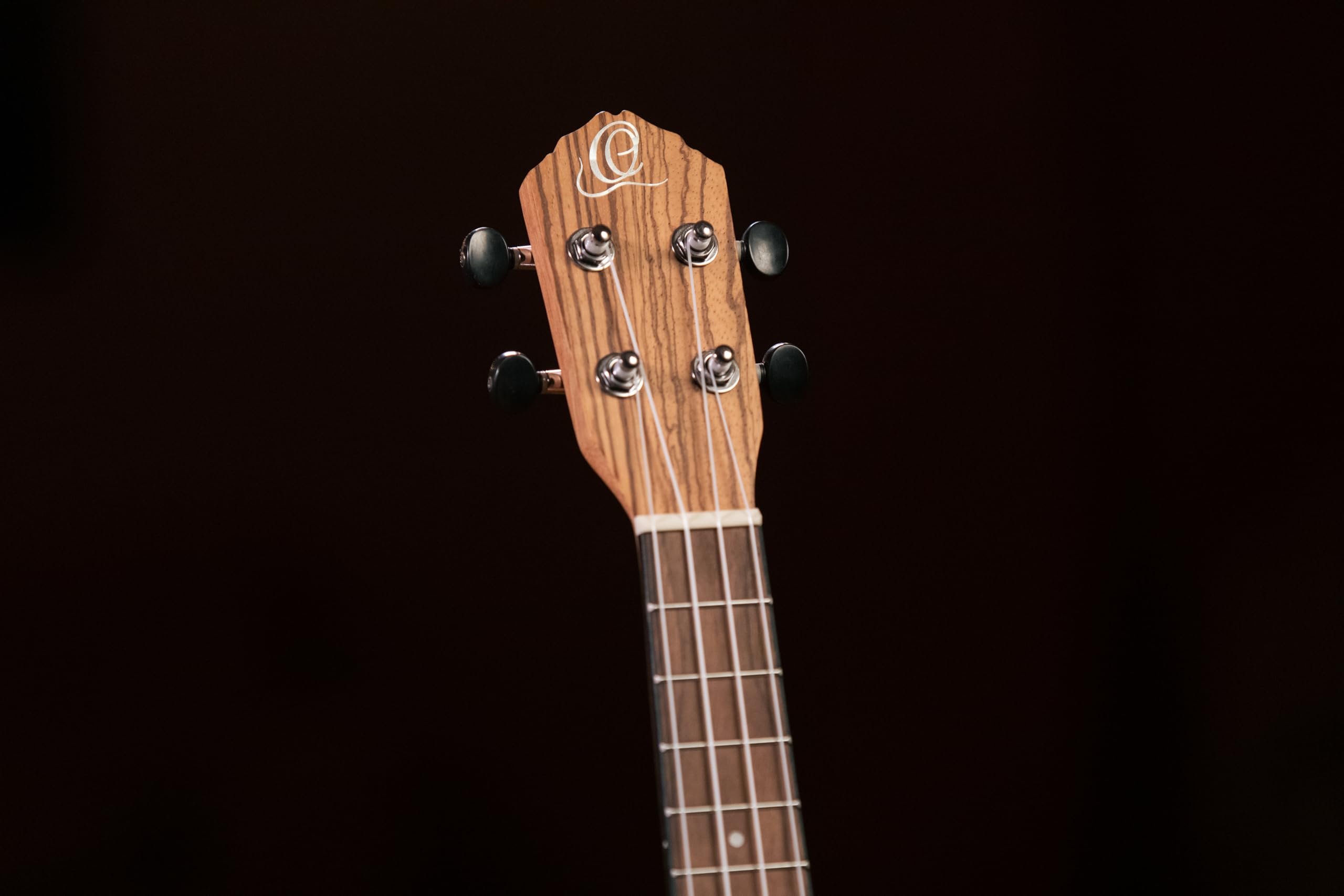 Ortega Guitars Ukulélé Concert Acoustique – Série Timber – Housse Incluse – Zebrawood, Naturel (RFU11Z)