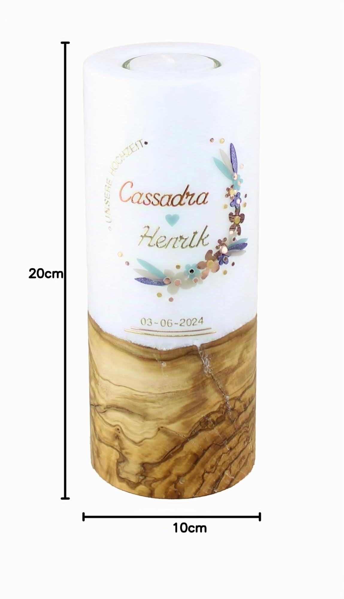 Hochzeitskerze Cassandra und Henrik mit echtem Holz mit Name und Datum, individuell und handverziert 2528