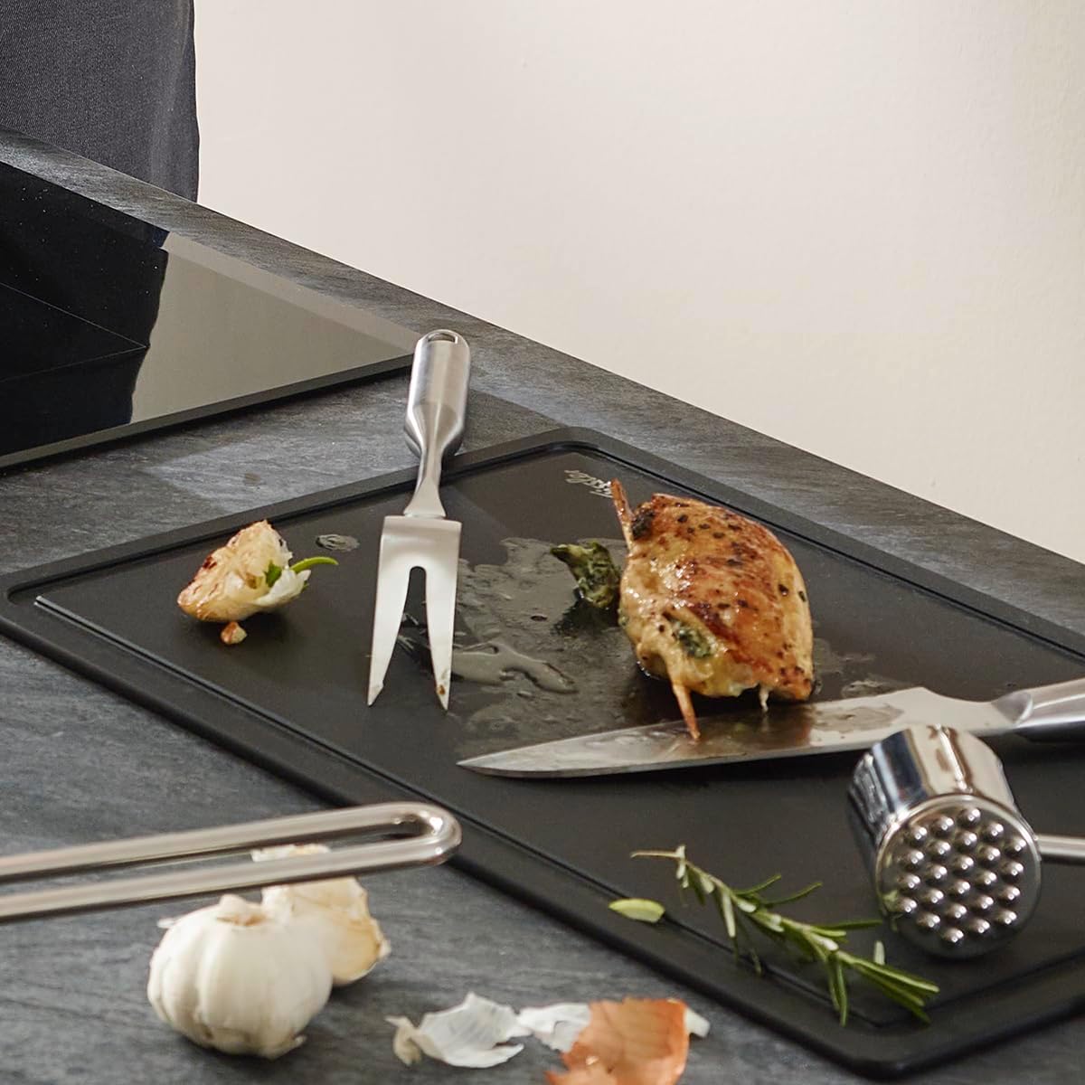 Fissler Essential Meat Fork, 18/10 Stainless Steel Kitchen Utensil for Carving & Serving Meat, Ergonomic Handle, Dishwasher Safe