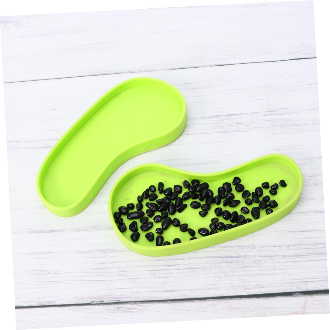 Totority 2Pcs Green Reptile Water Dish Food Feeder Practical Bowl for Turtles Lizards Spiders and Crawlers Daily Hydration Feeding for Reptiles