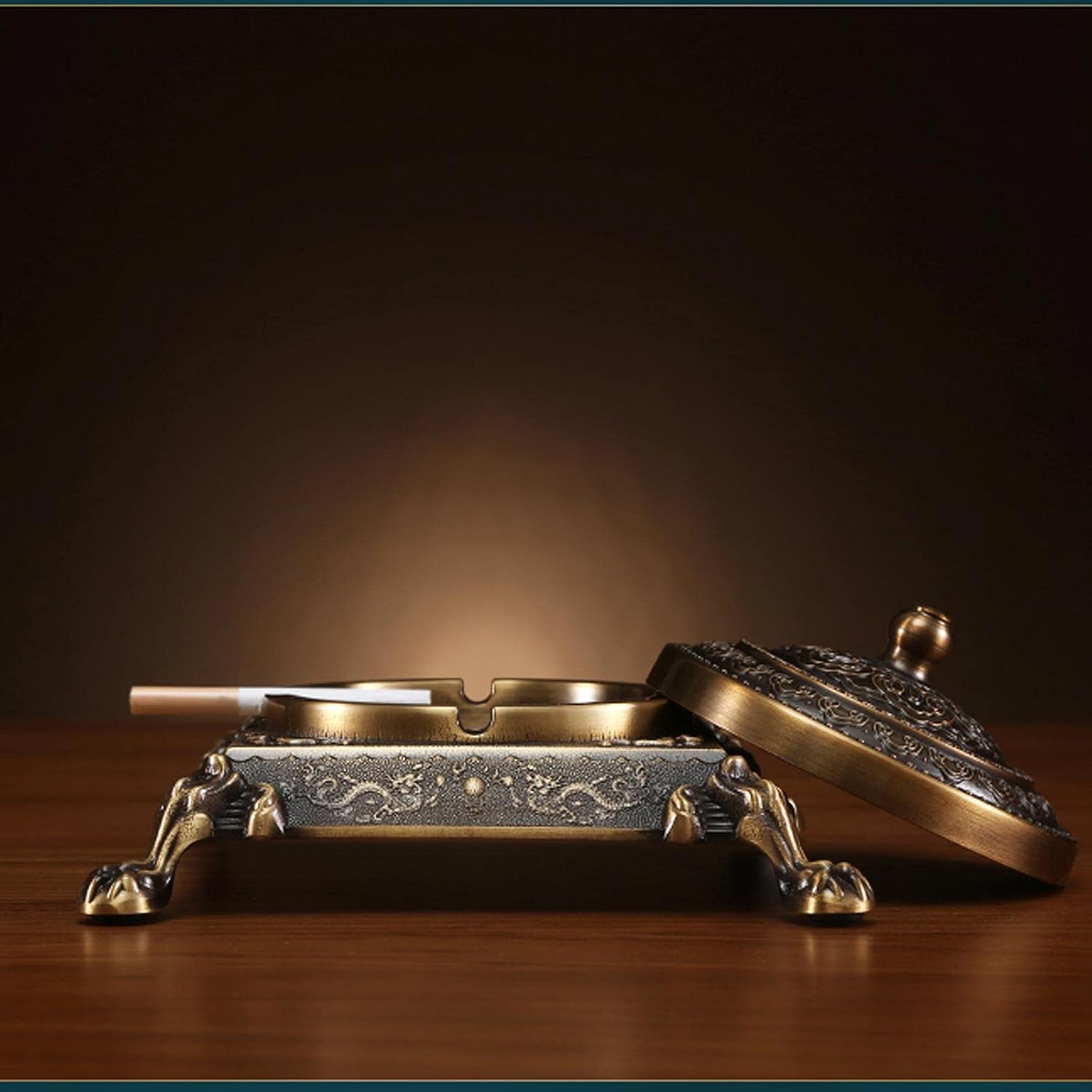 Ashtrays Luxurious Brass Ashtray Chinese Retro Copper Anaglyph Dragon Handicrafts Art Ash Tray Ashtray with Gift Box Packaging Ashtray for Home, Outdoors, Garden, Balcony, Patio