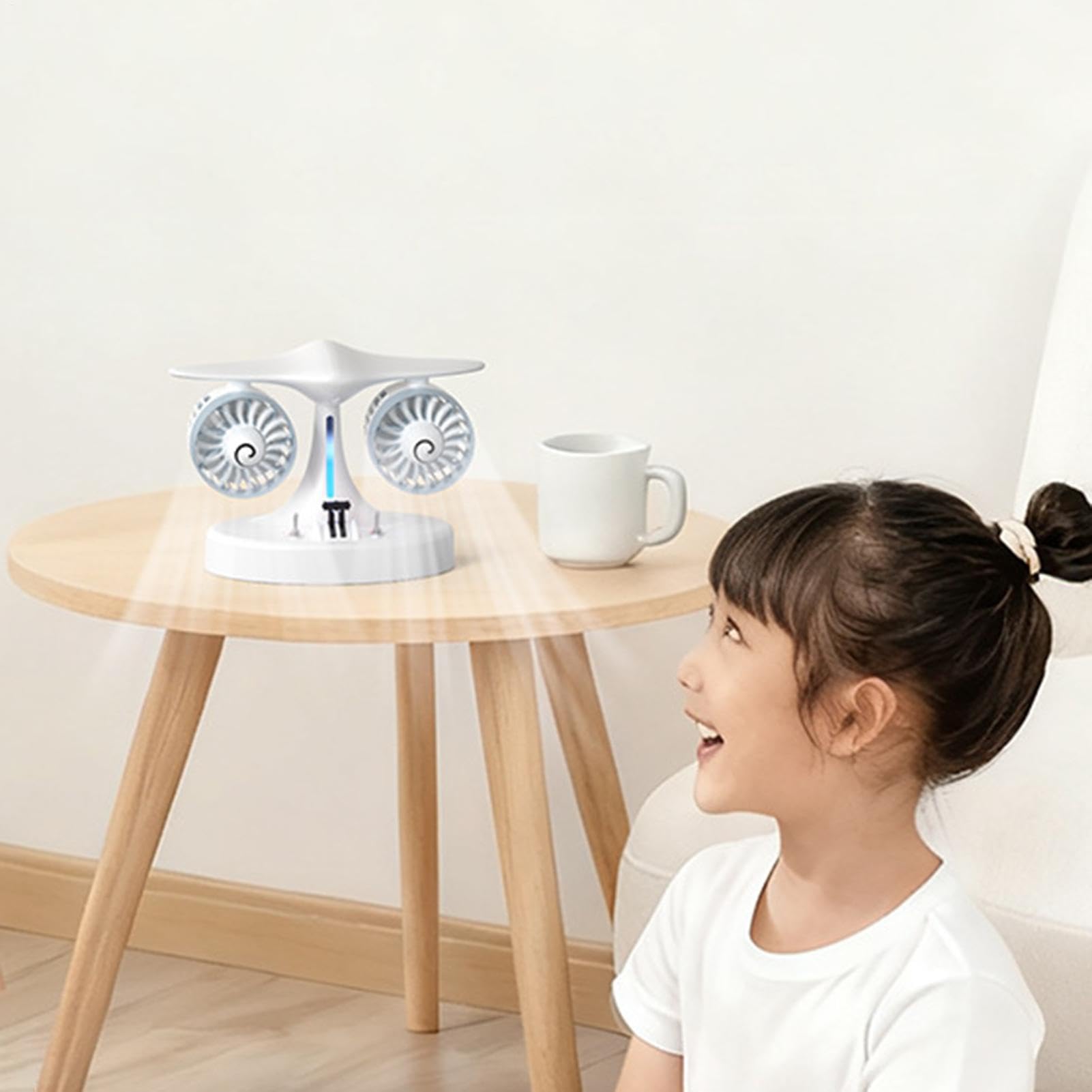 Genérico Ventilador De Mesilla Portátil Recargable con Nebulización y Luces | Ventilador Personal de Escritorio Pequeño y Silencioso para Dormitorio Salón Oficina Escuela Verano Viajes Camping
