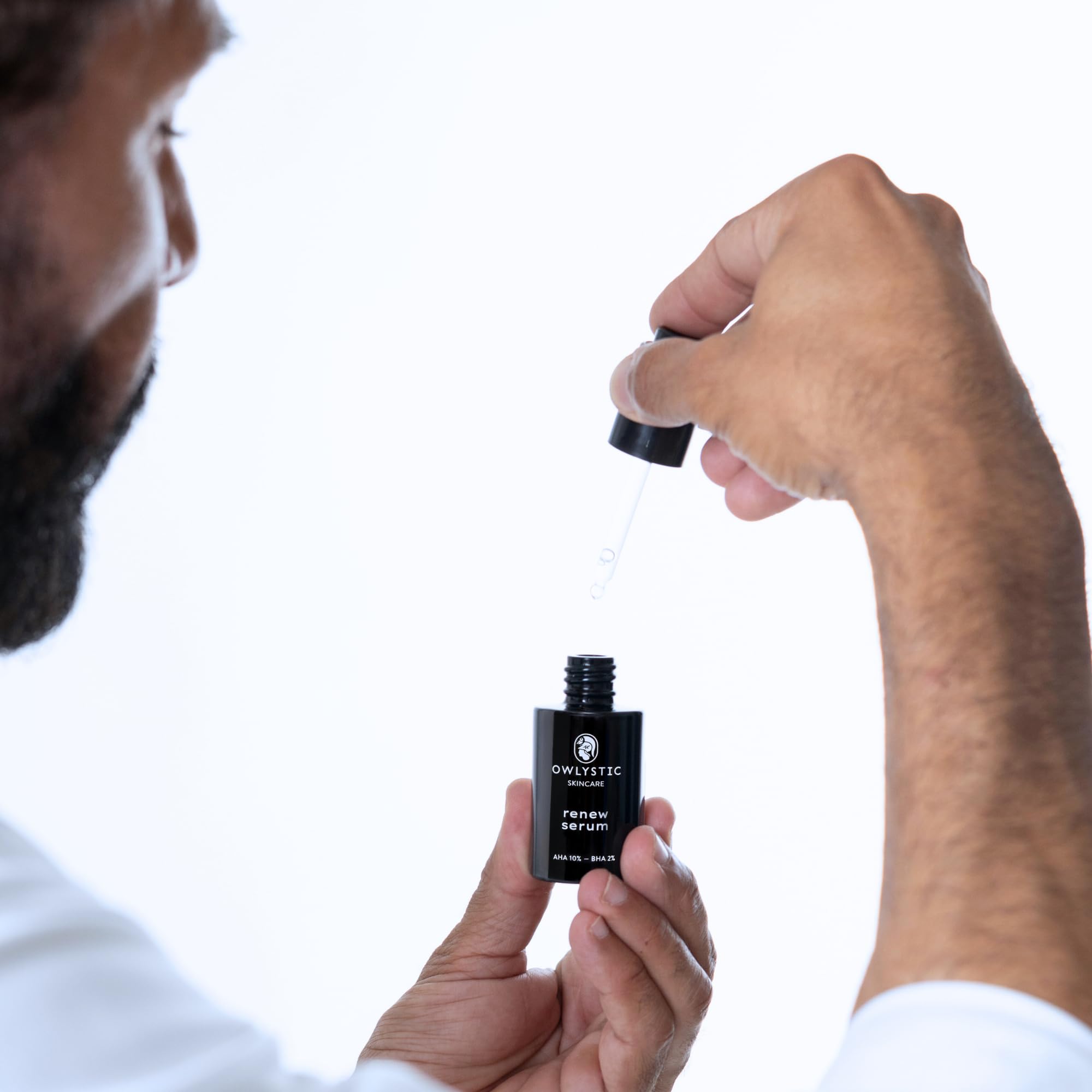 AHA BHA serum złuszczające do twarzy z kwasem hialuronowym, wyprodukowane we Włoszech - Serum przeciw niedoskonałościom, wygładzanie, przeciwzmarszczkowe dla promiennej i jednolitej skóry, 30