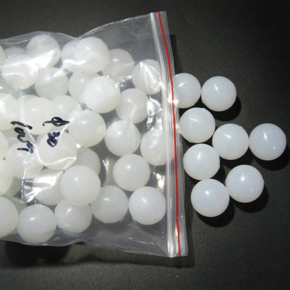 Kulki gumowe. Universal Replacement Balls for Machinery Pump Valve and Screening Equipment(53mm 2pcs)