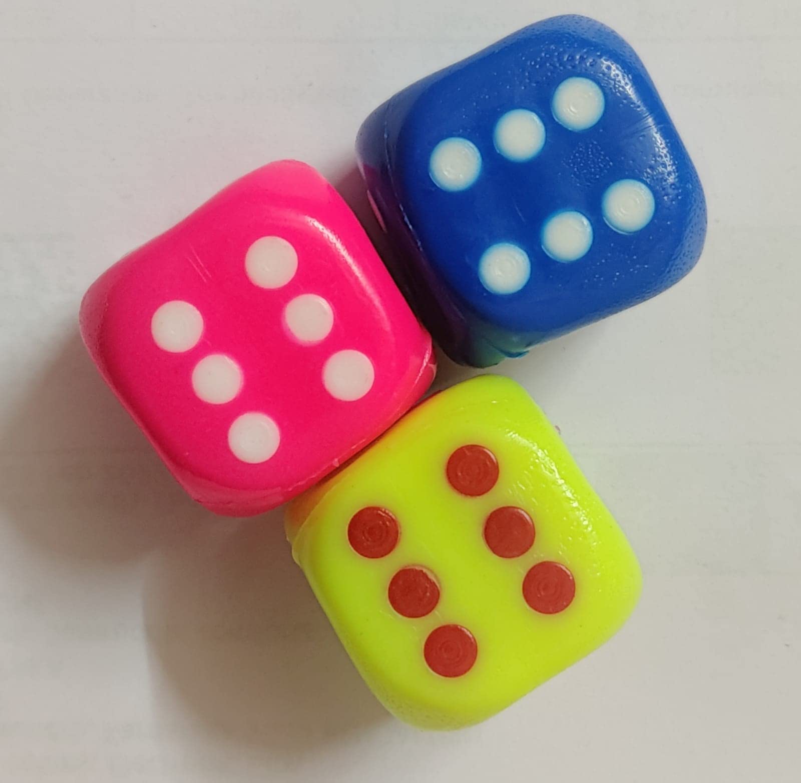 PMK E Store Six Sided 25mm Very Big Size Multi Color Dice or Die for Playing Board Games and Poker Chip Set Games (8) (B09TMG3R8D) Amazon Price History, Amazon Price Tracker