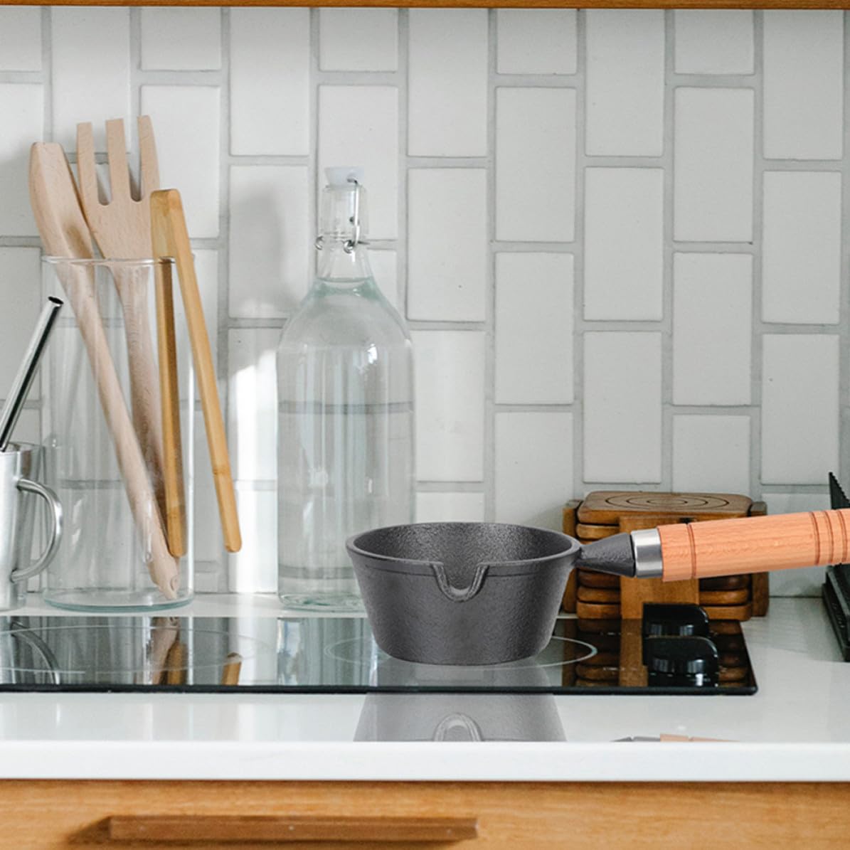 UKCOCO Gusseisen Topf mit Holzgriff 2 Stück 11cm Durchmesser 5cm Höhe für Indoor Küche und Restaurant Backen und Kochen Öltopf und Butterpfanne