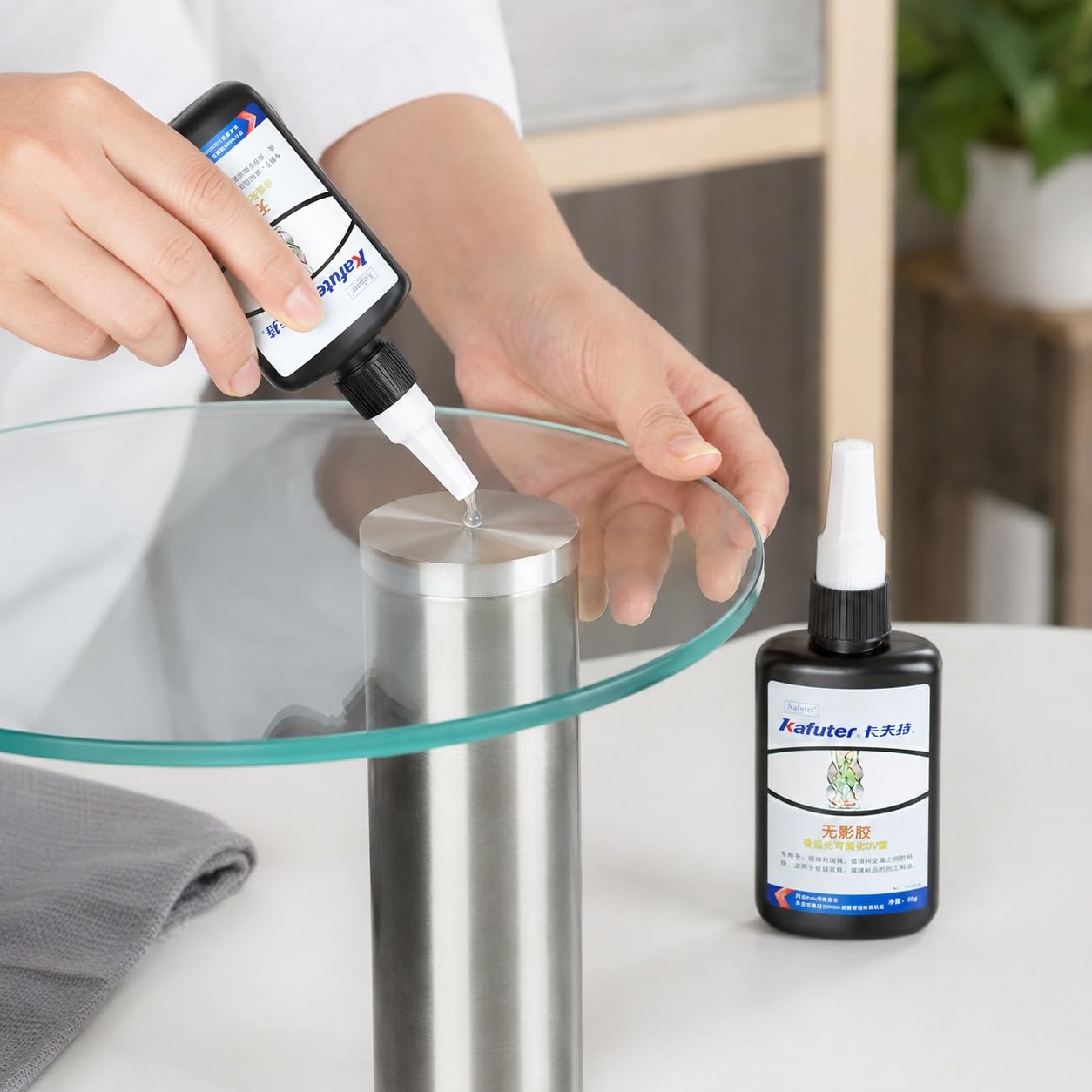 VIDOO Kafuter Adhesivo Profesional Curado UV para Unión Adornos Vidrio, Fijador Impermeable para Unión Vidrio y Piedra, Mástica Estructural Invisible Montaje Mesas Centro Vidrio, 250g