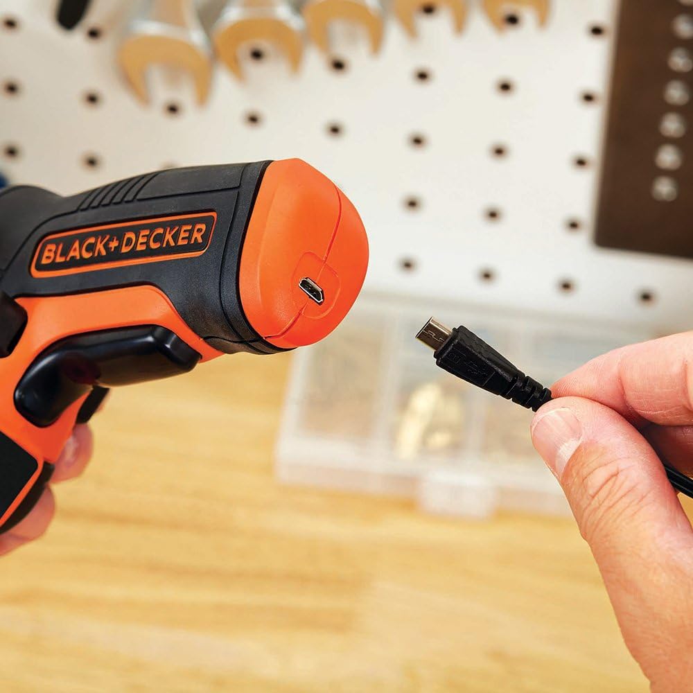 Connecting USB charging cable to the screwdriver